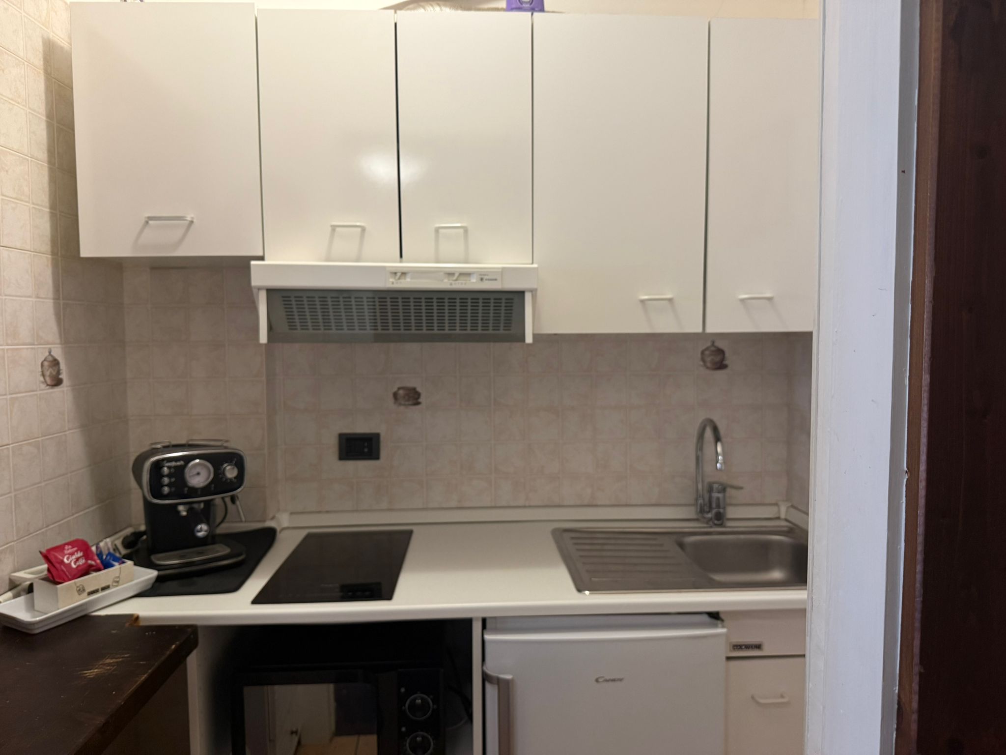 Cucina accessoriata
